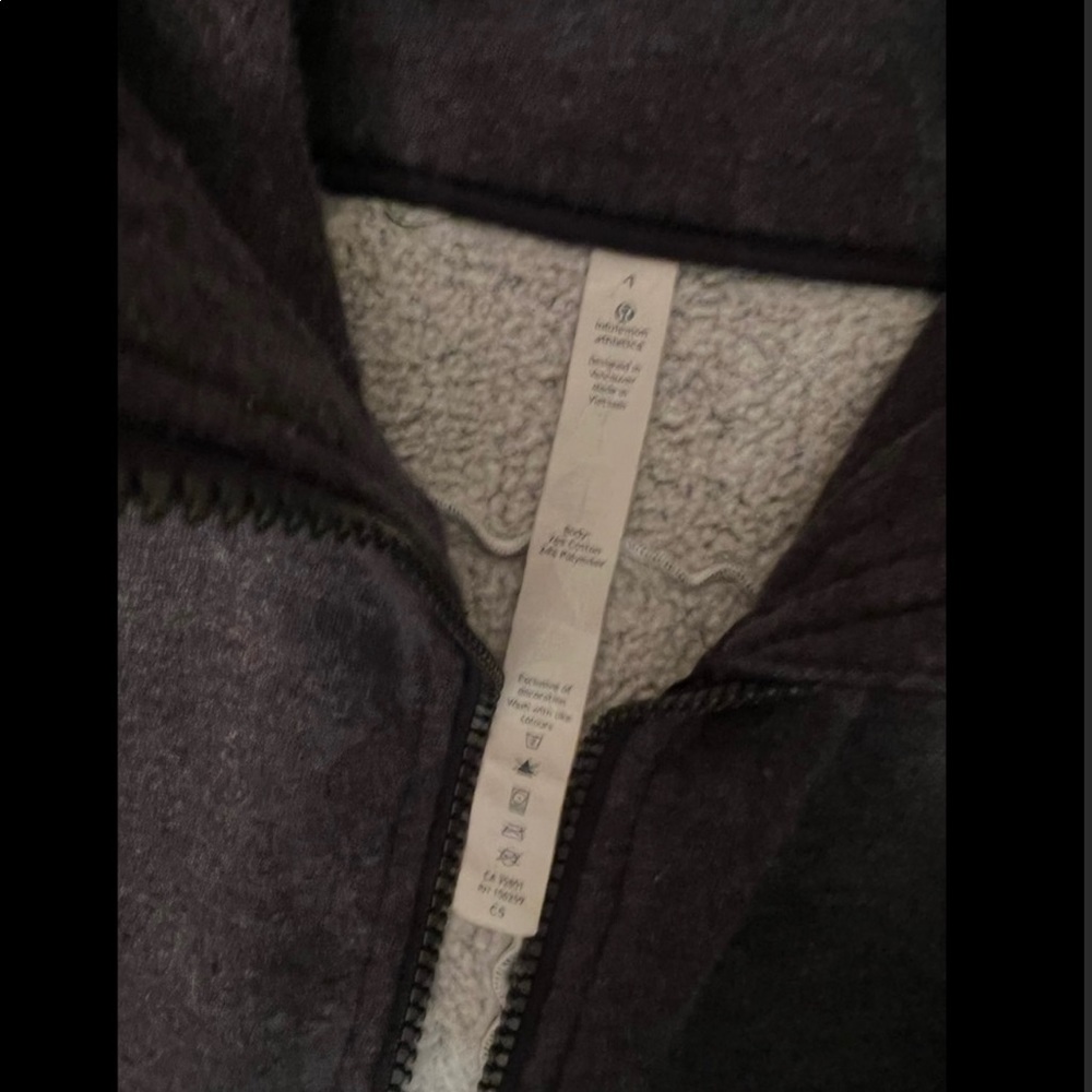 Lululemon Jacket - Picture 6 of 6